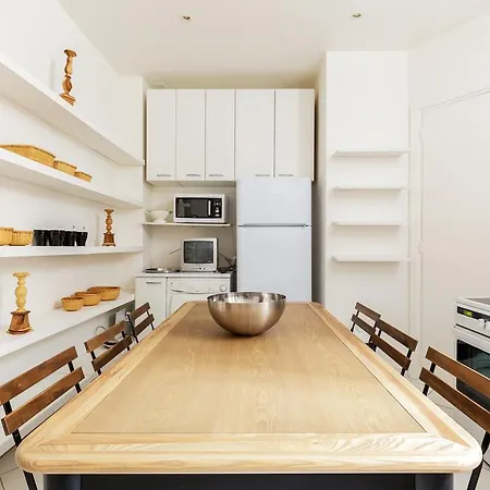 Invalides Appartement *